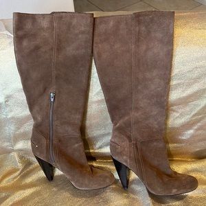 Size 8 Jessica Simpson heeded boots. Work 1x. Excellent condition. Brown leather